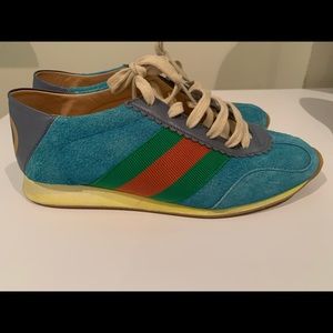 Gucci suede sneaker